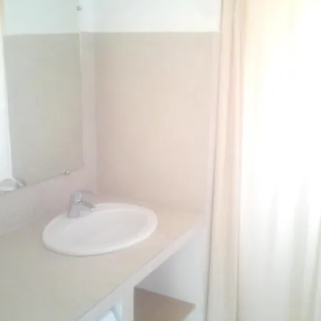 House With 3 Bedrooms In Porto Vecchio With Wonderful Mountain View Furnished Garden And Wifi 8 Km From The Beach