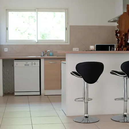 House With 3 Bedrooms In Porto Vecchio With Wonderful Mountain View Furnished Garden And Wifi 8 Km From The Beach