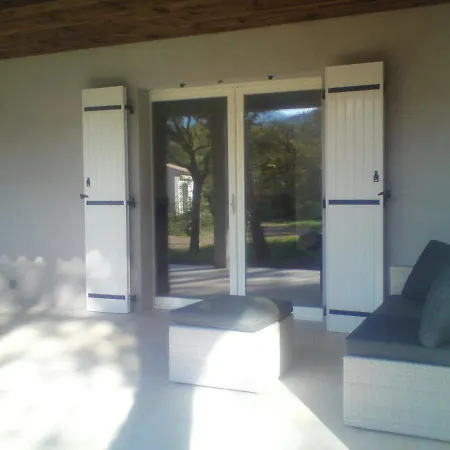 Vakantiehuis House With 3 Bedrooms In Porto Vecchio With Wonderful Mountain View Furnished Garden And Wifi 8 Km From The Beach